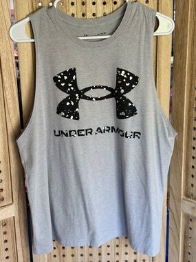 Under Armour Gray Logo Tank Top XL Loose Fit Athletic Gym